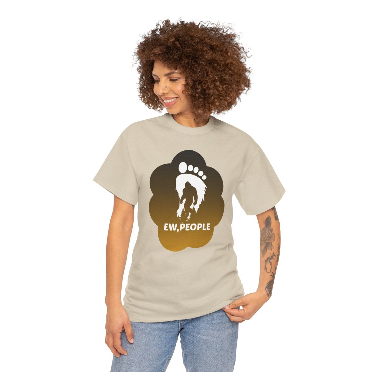 EEW, PEOPLE Bigfoot Graphic T-Shirt