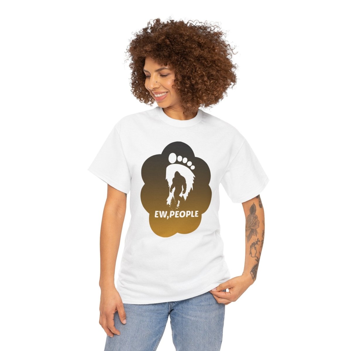 EEW, PEOPLE Bigfoot Graphic T-Shirt