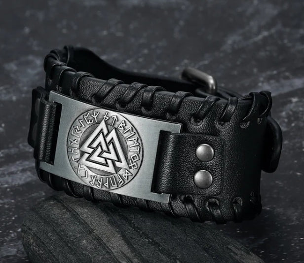 Nordic Viking Totem Triangle Energy Men's Leather Bracelet – Strength & Style Combined