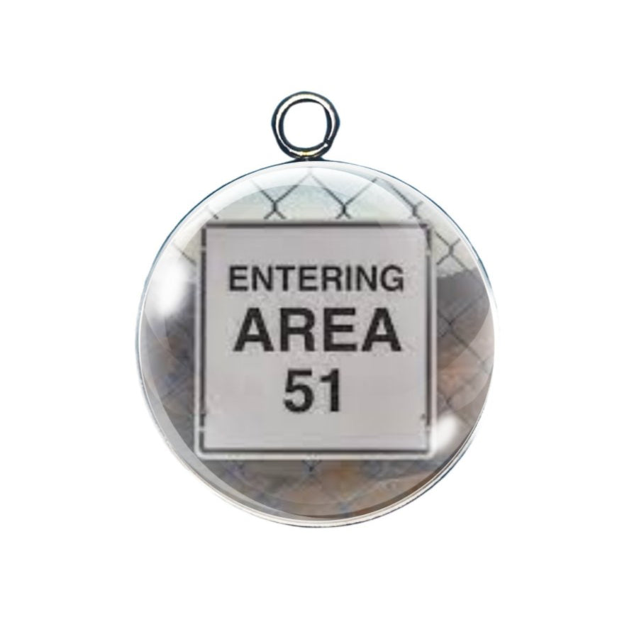 Area 51  Aliens glass cabochon charm