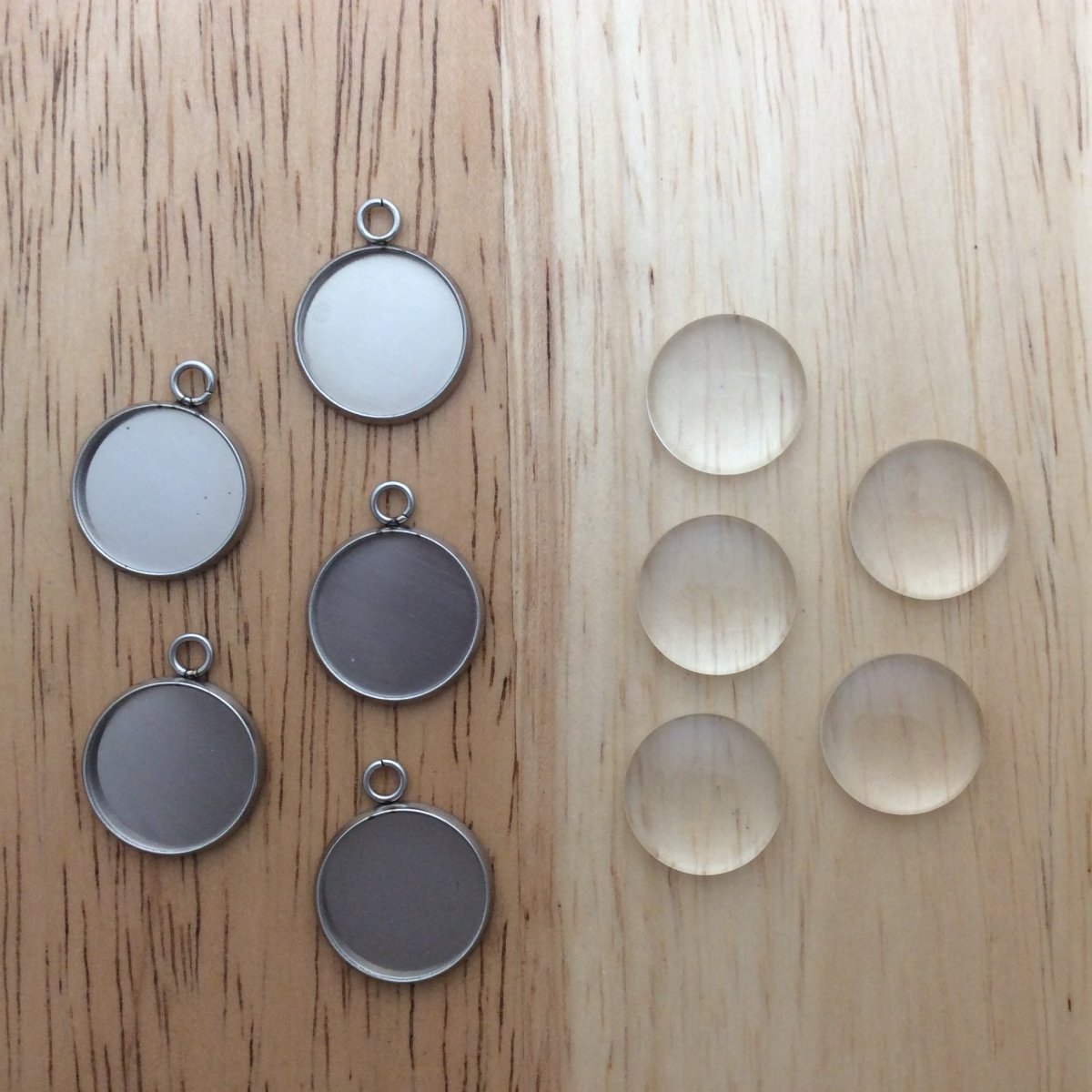 5 - 14mm stainless steel bases and 5  14mm glass cabochons