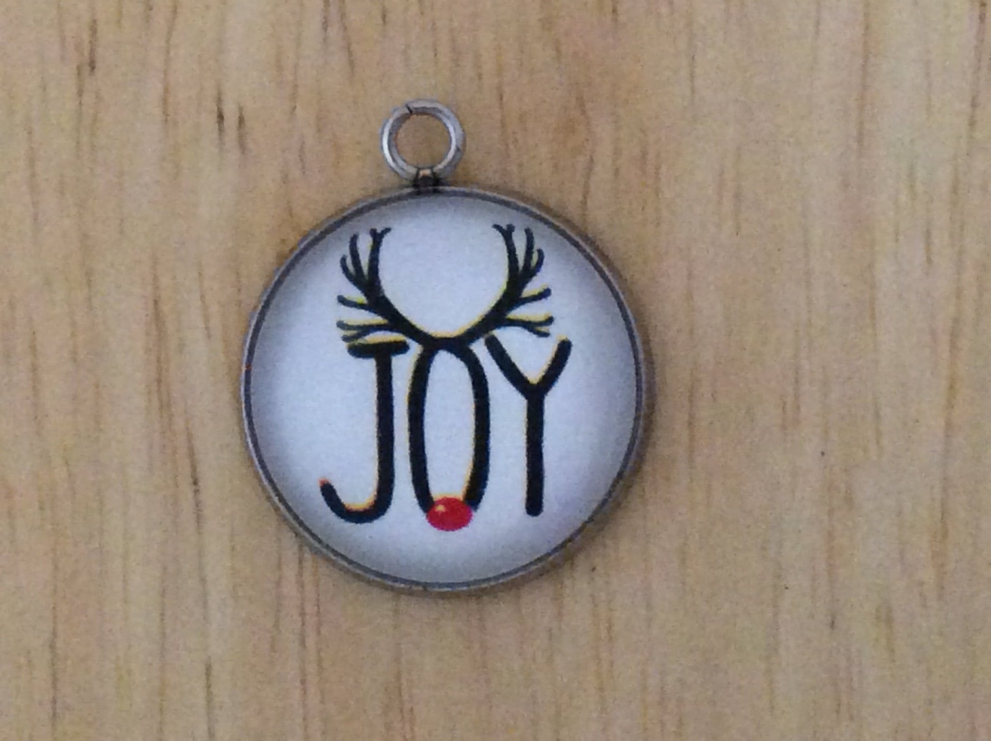 Christmas Joy Charms for Crafts and Jewelry - ILikeWorms