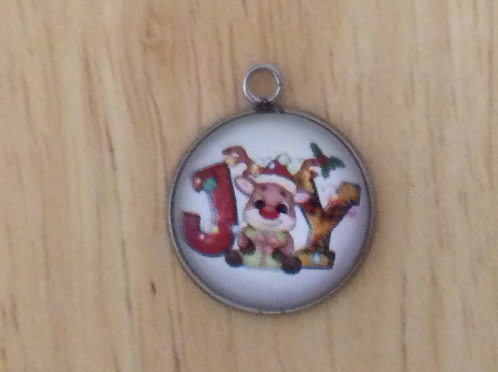 Christmas Joy Charms for Crafts and Jewelry - ILikeWorms