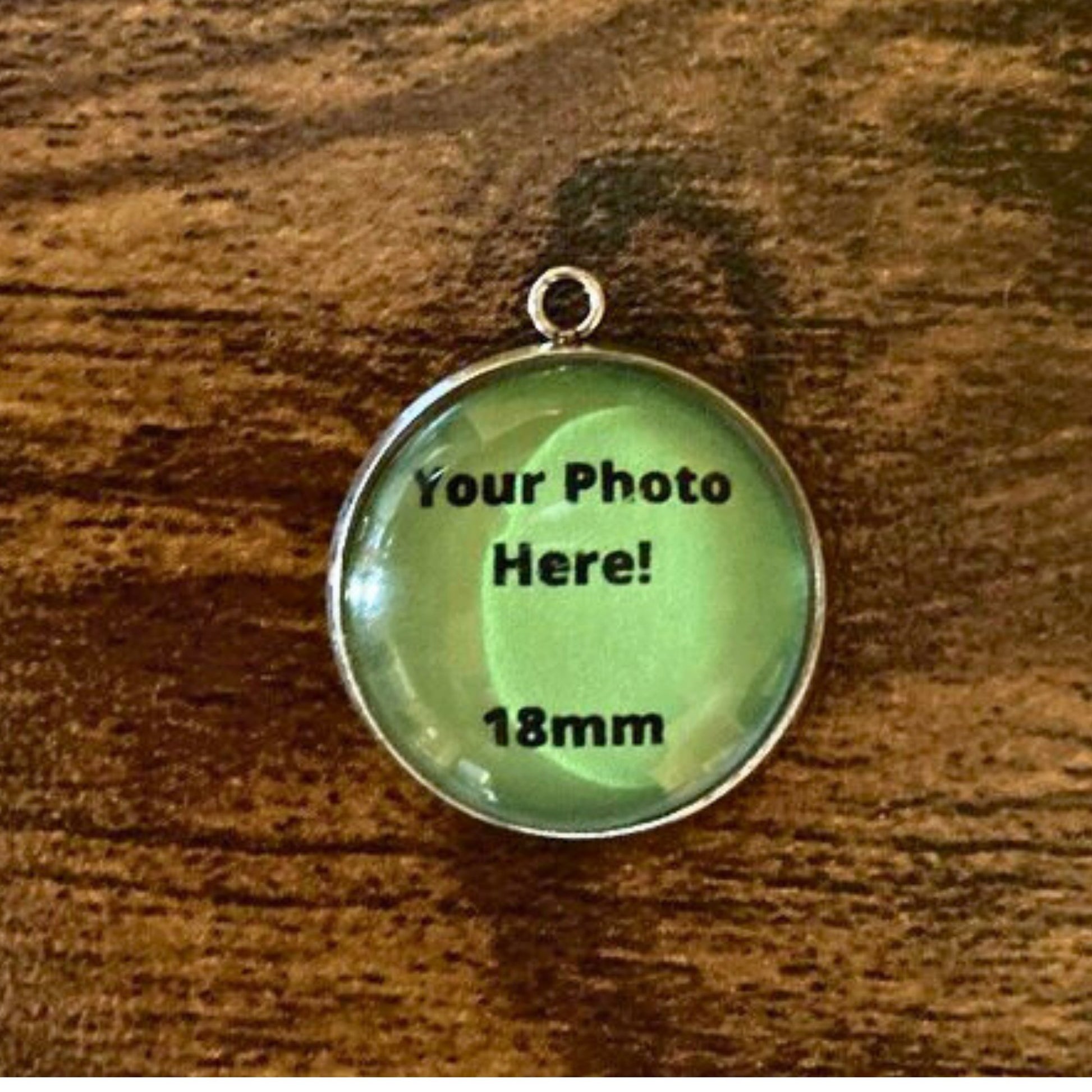 Custom Photo Cabochon Pendant, Custom Photo Pendant, Memorial pendant - ILikeWorms