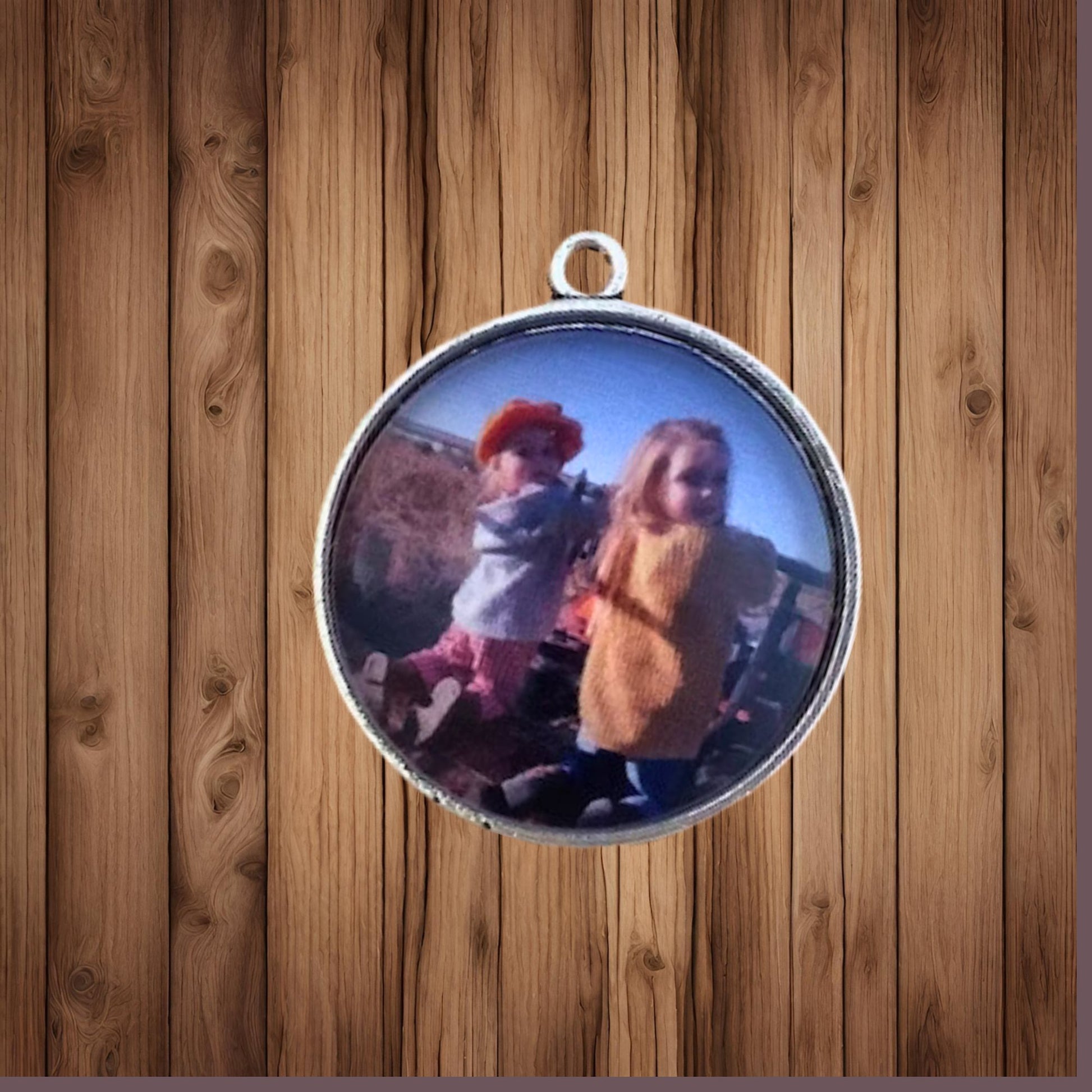 Custom Photo Cabochon Pendant, Custom Photo Pendant, Memorial pendant - ILikeWorms