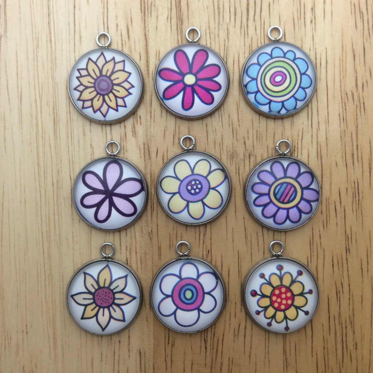 9 flower doodle glass cabochon charms