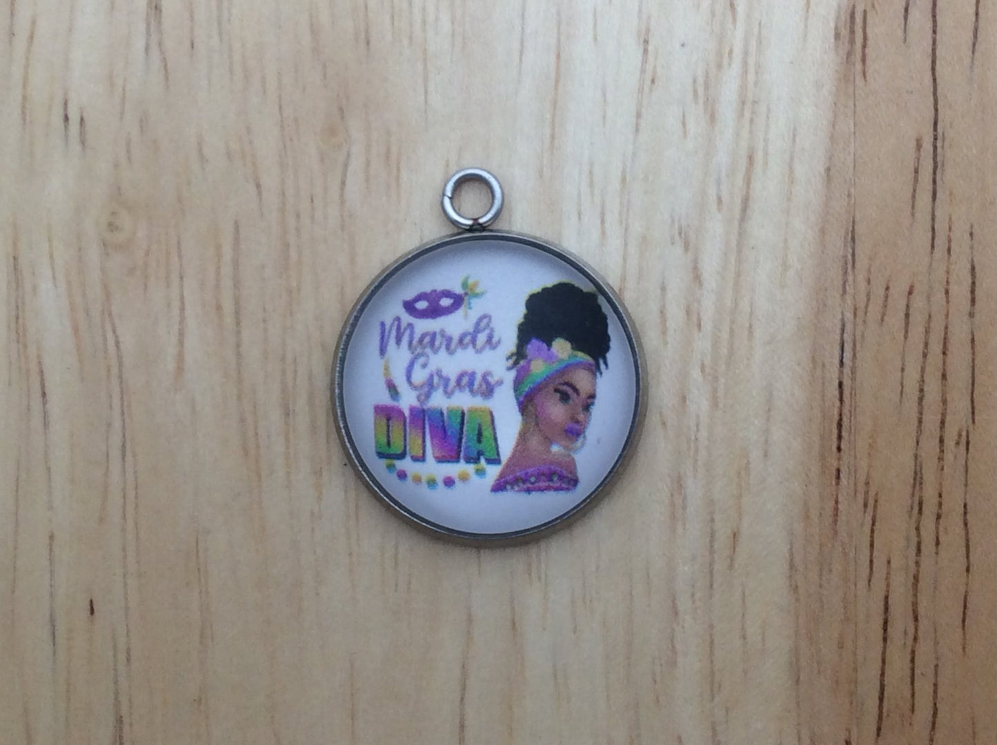 Mardi Gras Queen Glass Cabochon Charm - ILikeWorms