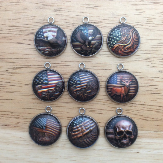 9 glass cabochon charms with patriotic images