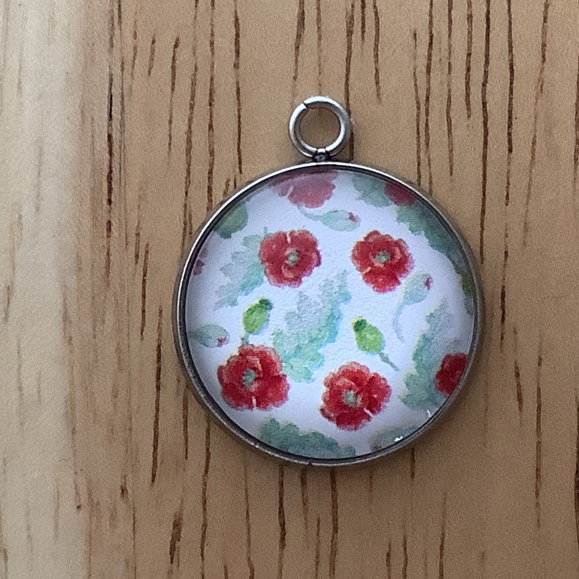 Poppy Flower Charms, November 11th, Day of Remembrance Charms - ILikeWorms