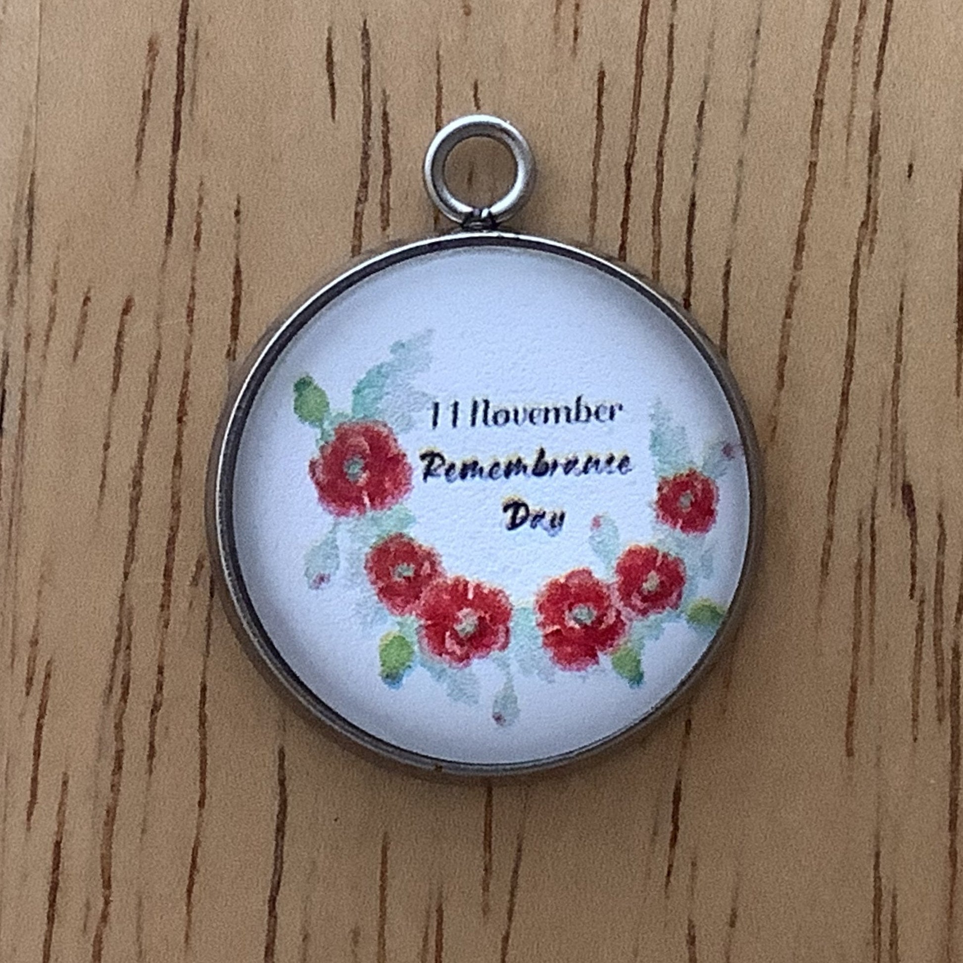 Poppy Flower Charms, November 11th, Day of Remembrance Charms - ILikeWorms