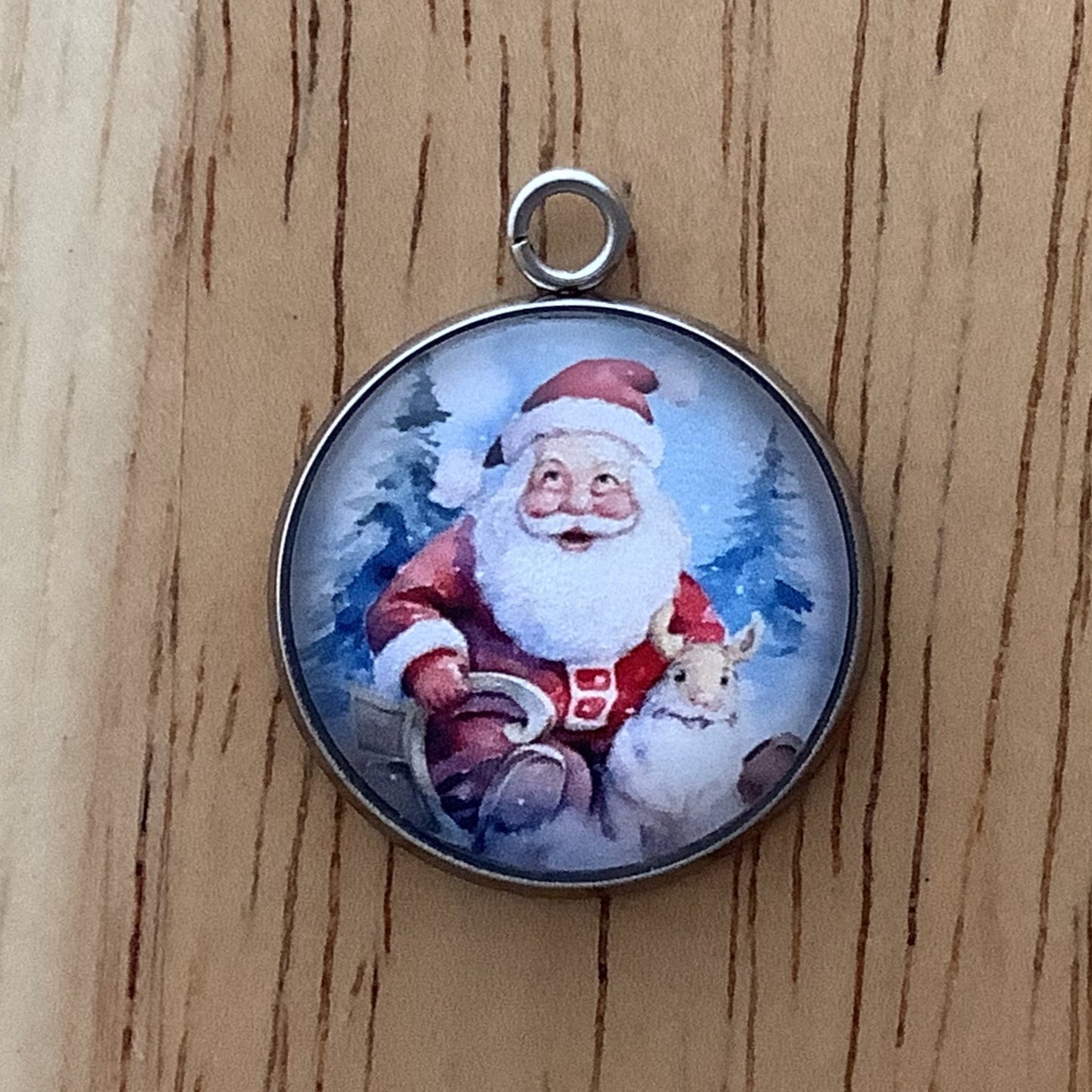 Santa playing in the Snow Charms - ILikeWorms