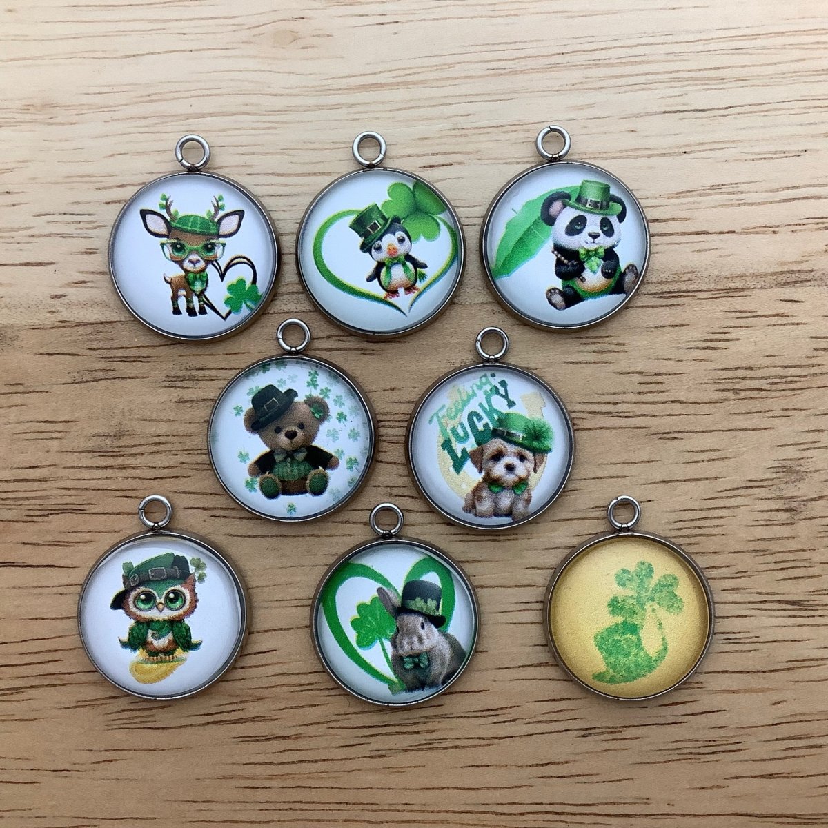 group of 8 St. Patricks Day charms