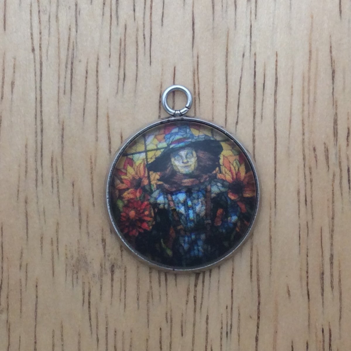 Wizard of Oz stained glass charm